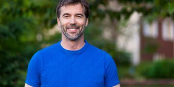 Agosto Azul: Por que a saúde ocular do homem não pode ser deixada para depois?