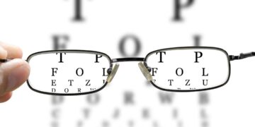 Astigmatismo tem cura? Entenda as opções de tratamento